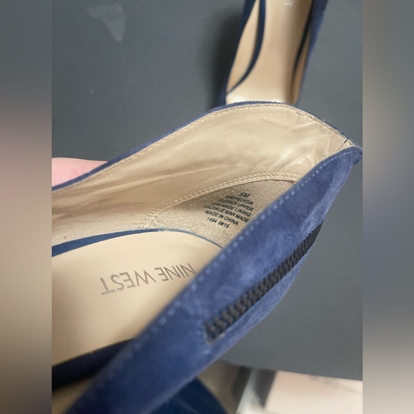 Nine West - Women’s Blue Suede High Heel Pump with Zipper Detail - Size 8 - Picture 4 of 8